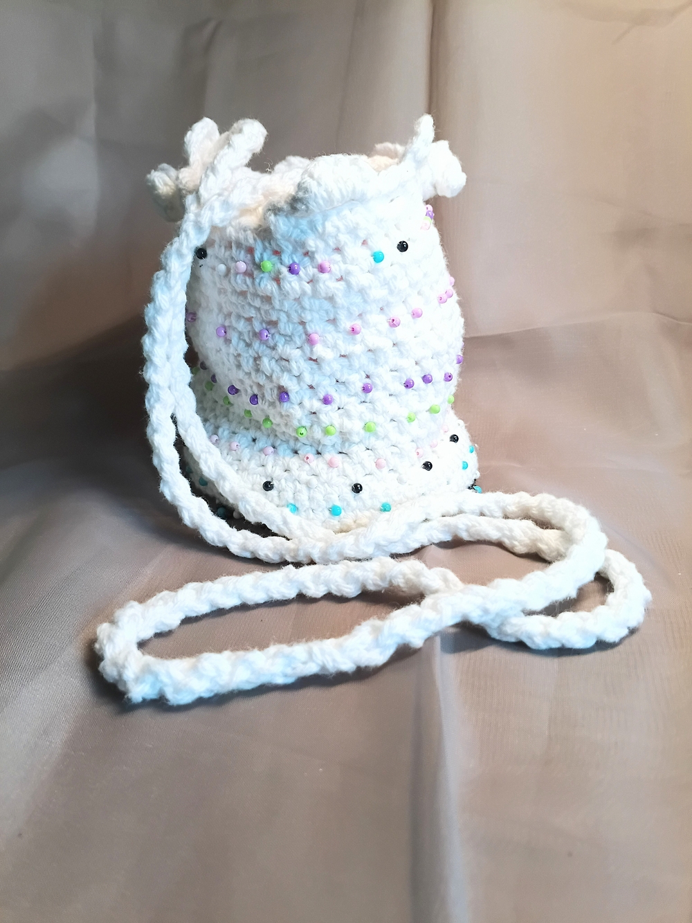 White Crochet Mini Crossbody Bag with Multicolor Beads